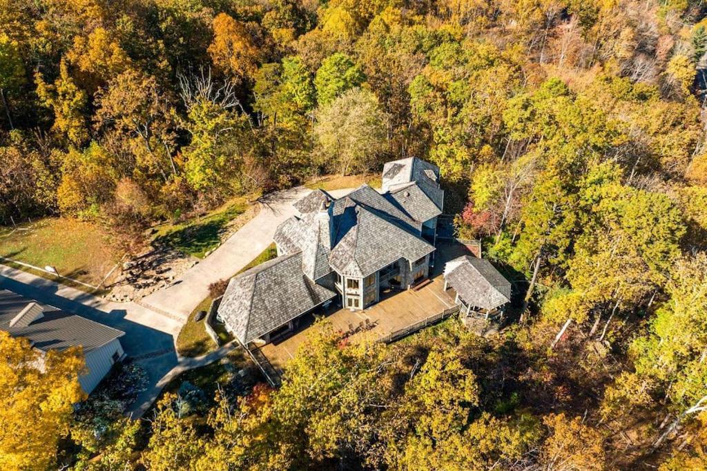 Mountain Bliss: Estate W/ Views~Firepit~Hot Tub~Gburg 5Min~3 Pools Villa Gatlinburg Exterior foto