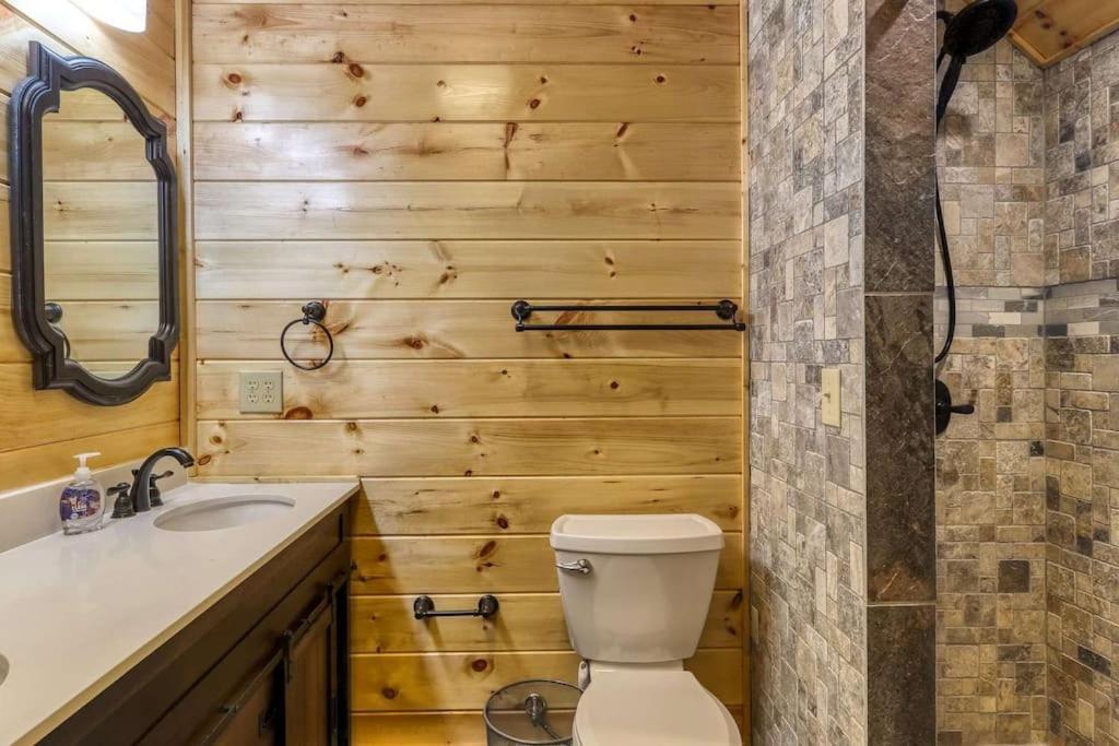 Mountain Bliss: Estate W/ Views~Firepit~Hot Tub~Gburg 5Min~3 Pools Villa Gatlinburg Exterior foto